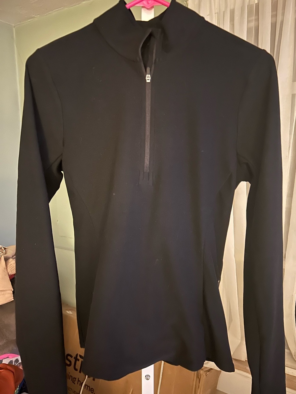 ALO Womans Alosoft 1/2 Zip Pullover in Black